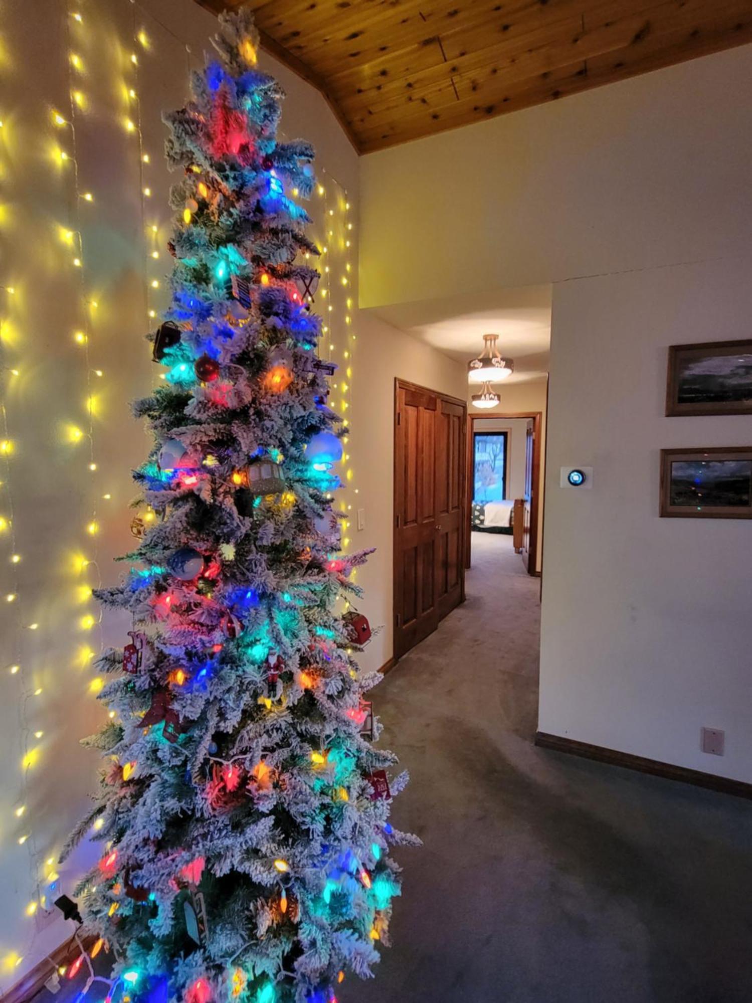 Four Seasons Getaway-Private Hot Spa With Pine Tree Views-Walk To Village And Pineknot Trailhead-Plus King Bed! Big Bear Lake Dış mekan fotoğraf